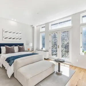https://studio-w-charming-juliet-balcony-in-upper-east.us-newyorkcity.com